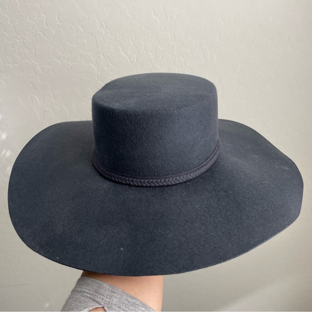 Universal Thread Grey Wool Hat NWT NWT - image 2